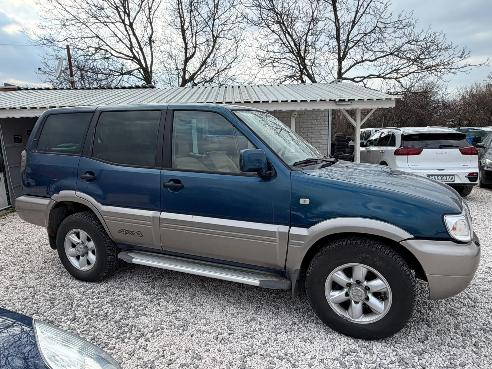 Nissan Terrano 2.7 TD, снимка 14 - Автомобили и джипове - 53881987