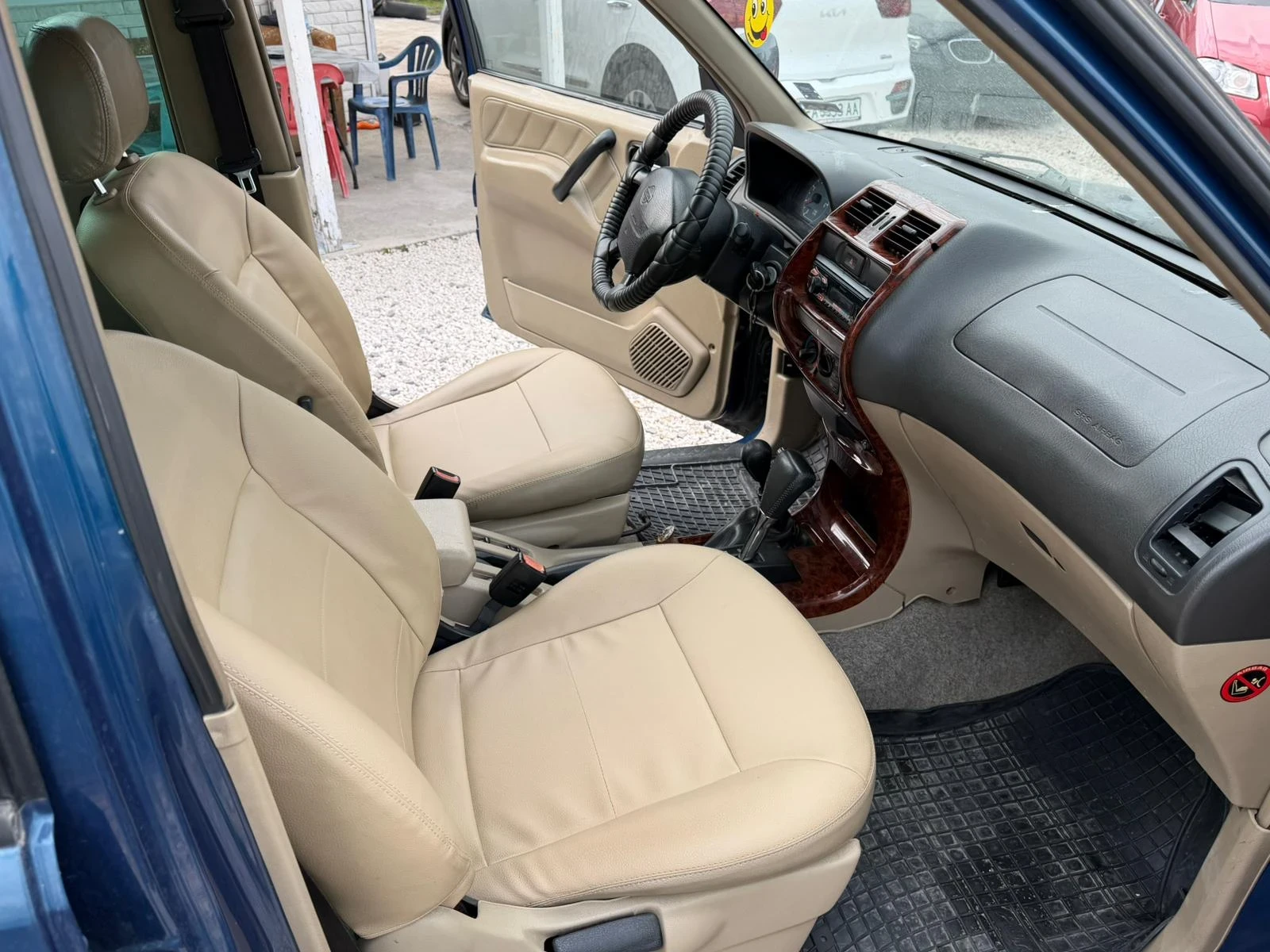 Nissan Terrano 2.7 TD, снимка 10 - Автомобили и джипове - 53881987