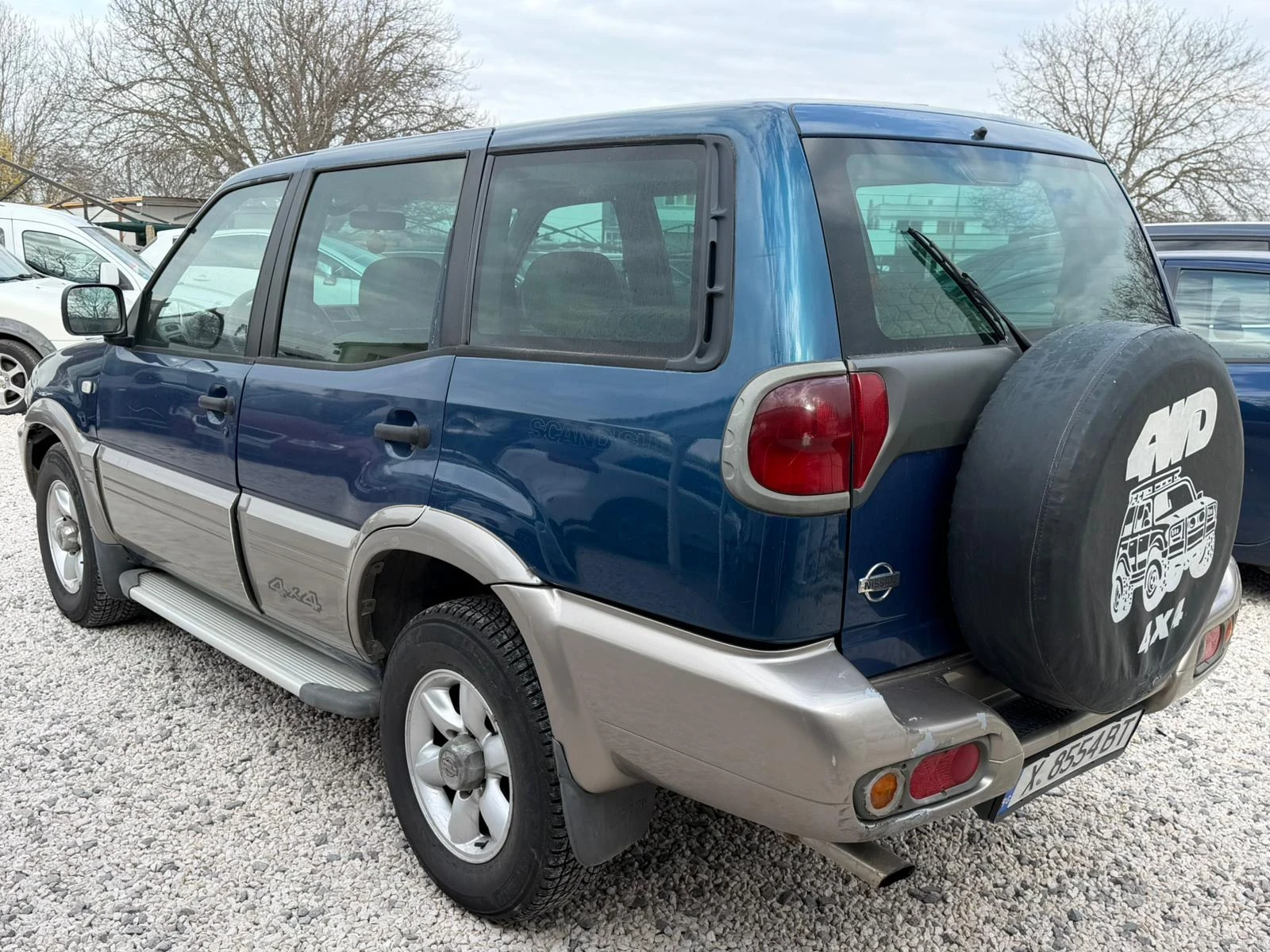 Nissan Terrano 2.7 TD, снимка 3 - Автомобили и джипове - 53881987