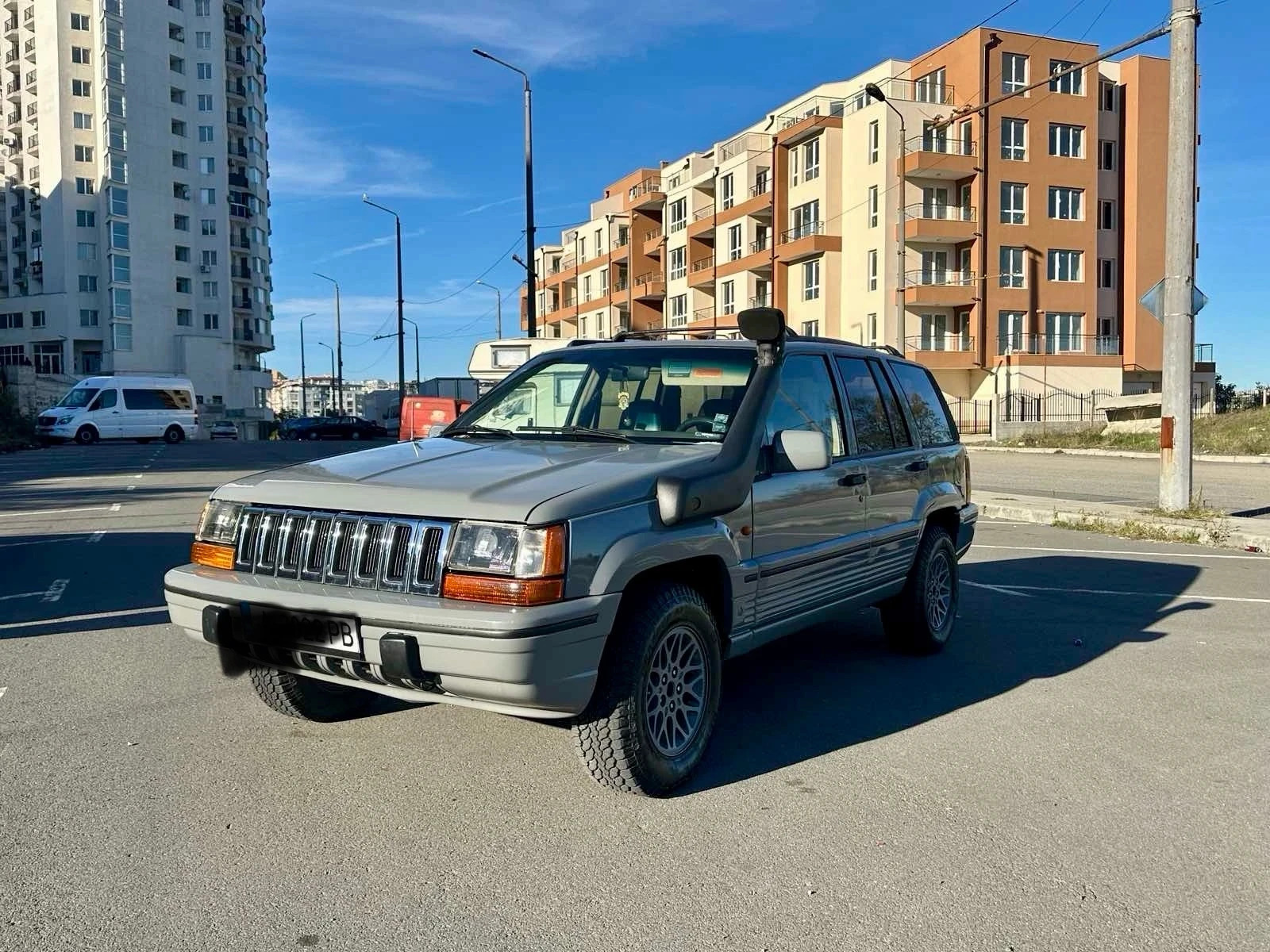 Jeep Grand cherokee, снимка 2 - Автомобили и джипове - 54306078