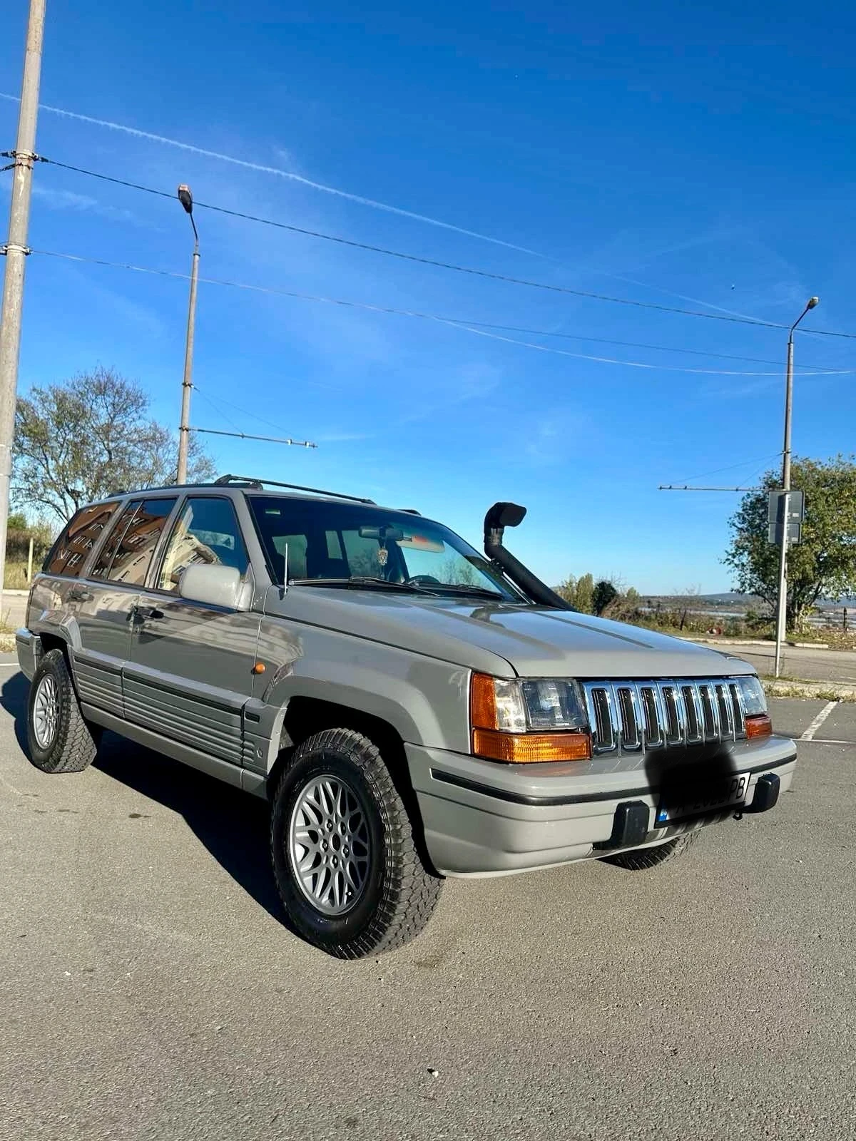 Jeep Grand cherokee, снимка 11 - Автомобили и джипове - 54306078