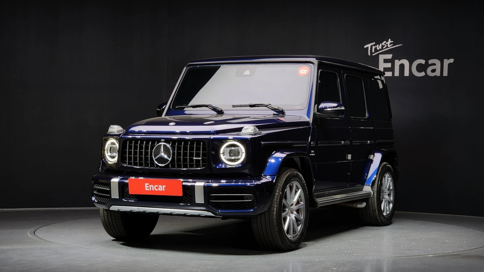 Mercedes-Benz G 63 AMG * Burmester* 360* АВТОКРЕДИТ, снимка 2 - Автомобили и джипове - 54576949