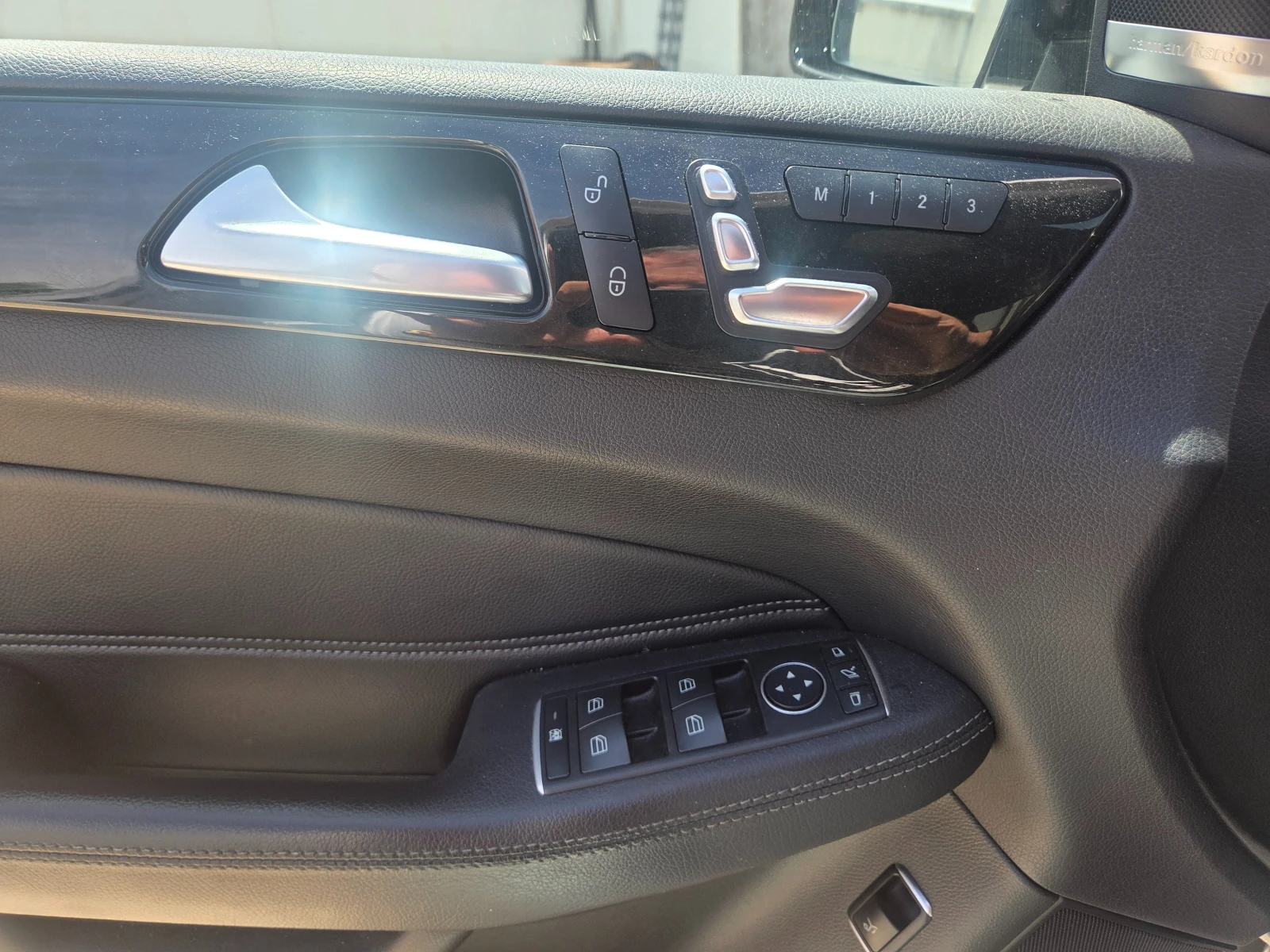 Mercedes-Benz GLE 400, снимка 10 - Автомобили и джипове - 55389645
