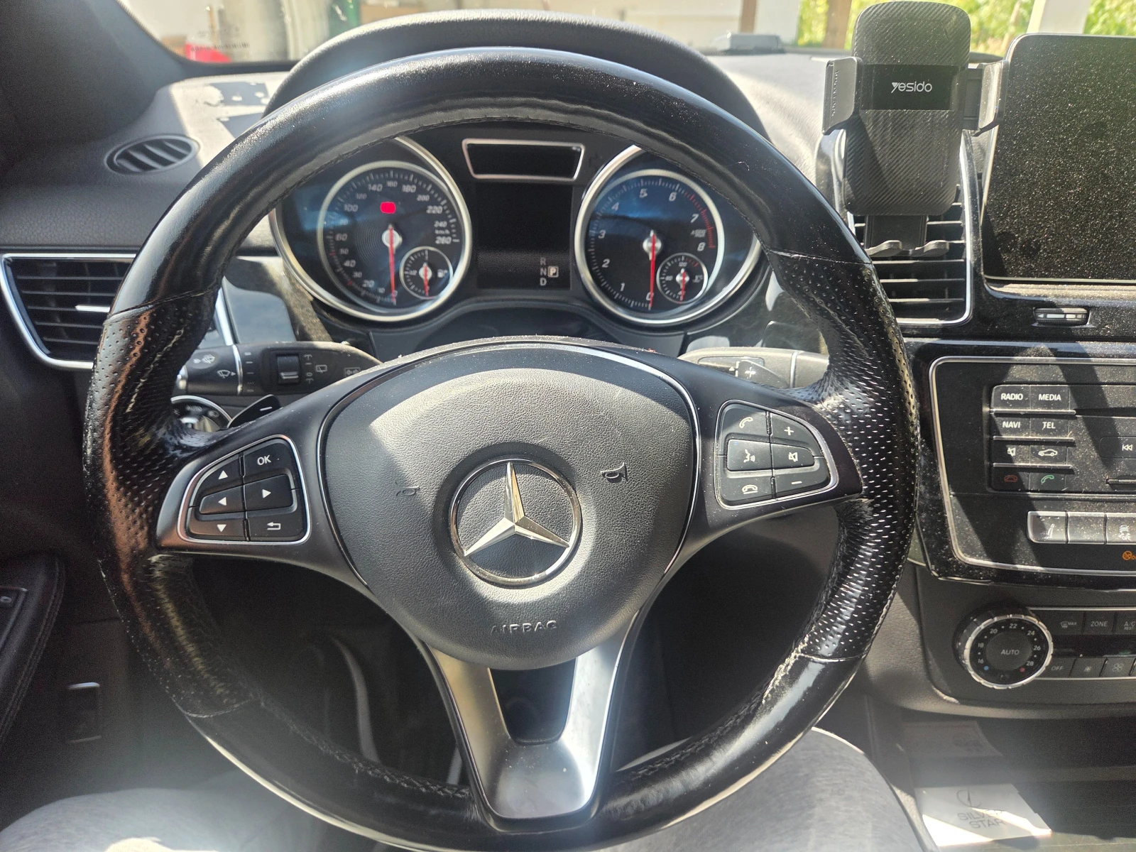 Mercedes-Benz GLE 400, снимка 5 - Автомобили и джипове - 55389645