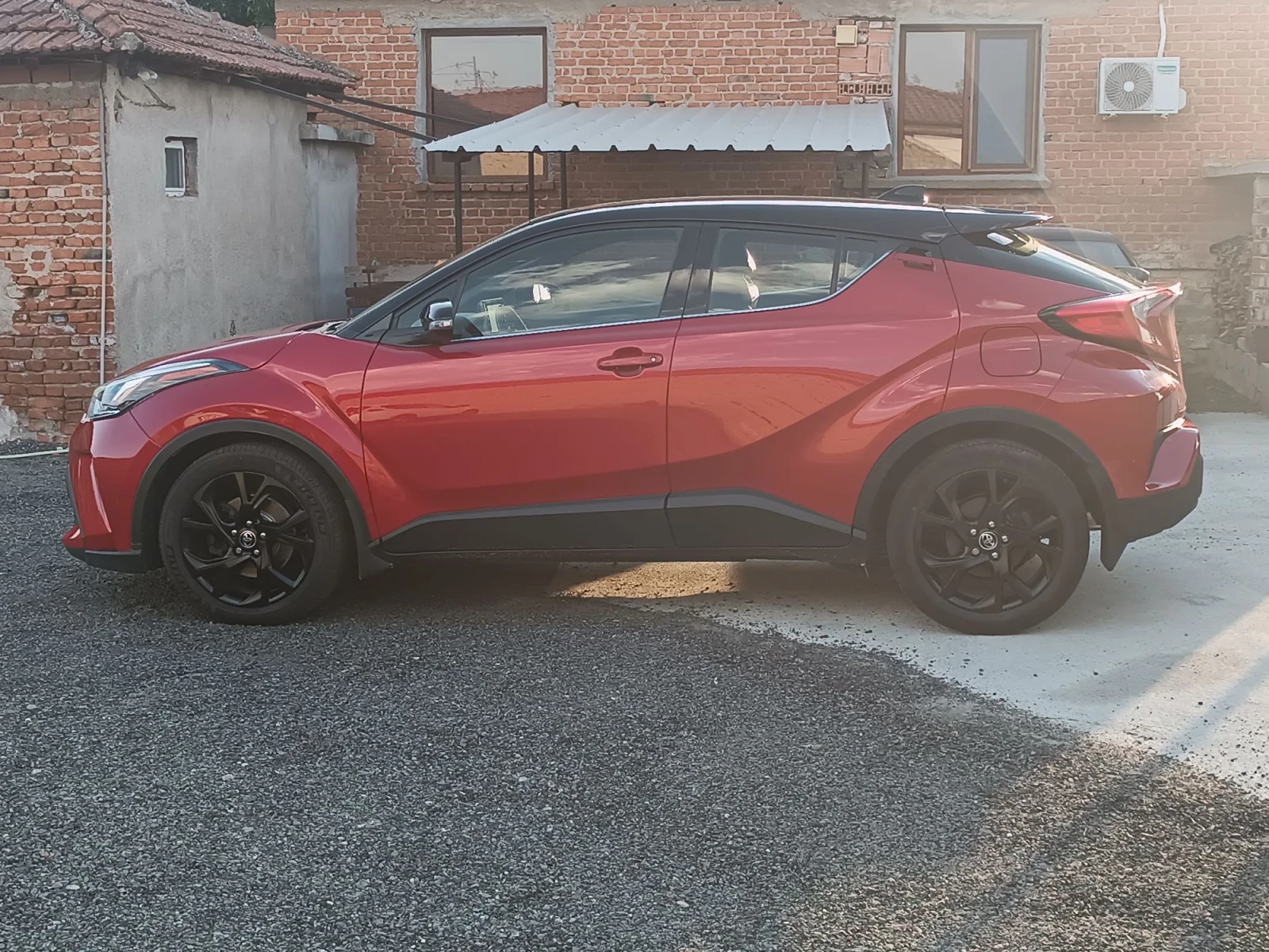 Toyota C-HR 2.0i - 150�.�. | Mobile.bg � ����������� 4