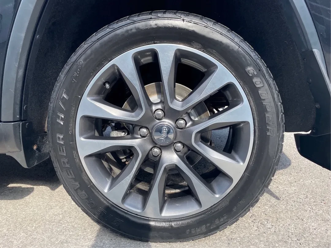 Jeep Grand cherokee Limited * Панорама* Цена до България, снимка 10 - Автомобили и джипове - 55751464