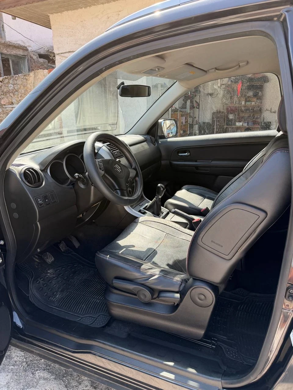 Suzuki Grand vitara 1.9 DDiS (129 к.с.) 3 врати, снимка 7 - Автомобили и джипове - 55815603