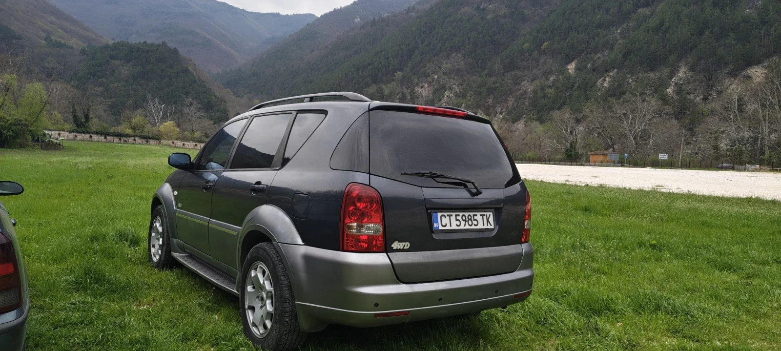 SsangYong Rexton 2.7HDI, снимка 2 - Автомобили и джипове - 56707102