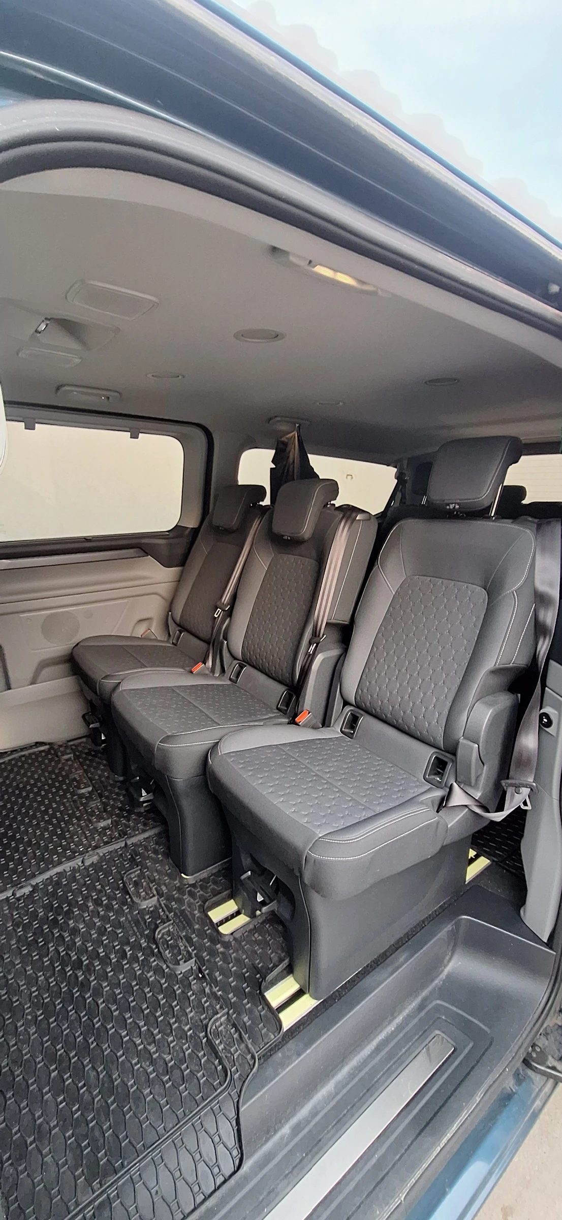 Ford Tourneo Custom, снимка 4 - Бусове и автобуси - 53918118