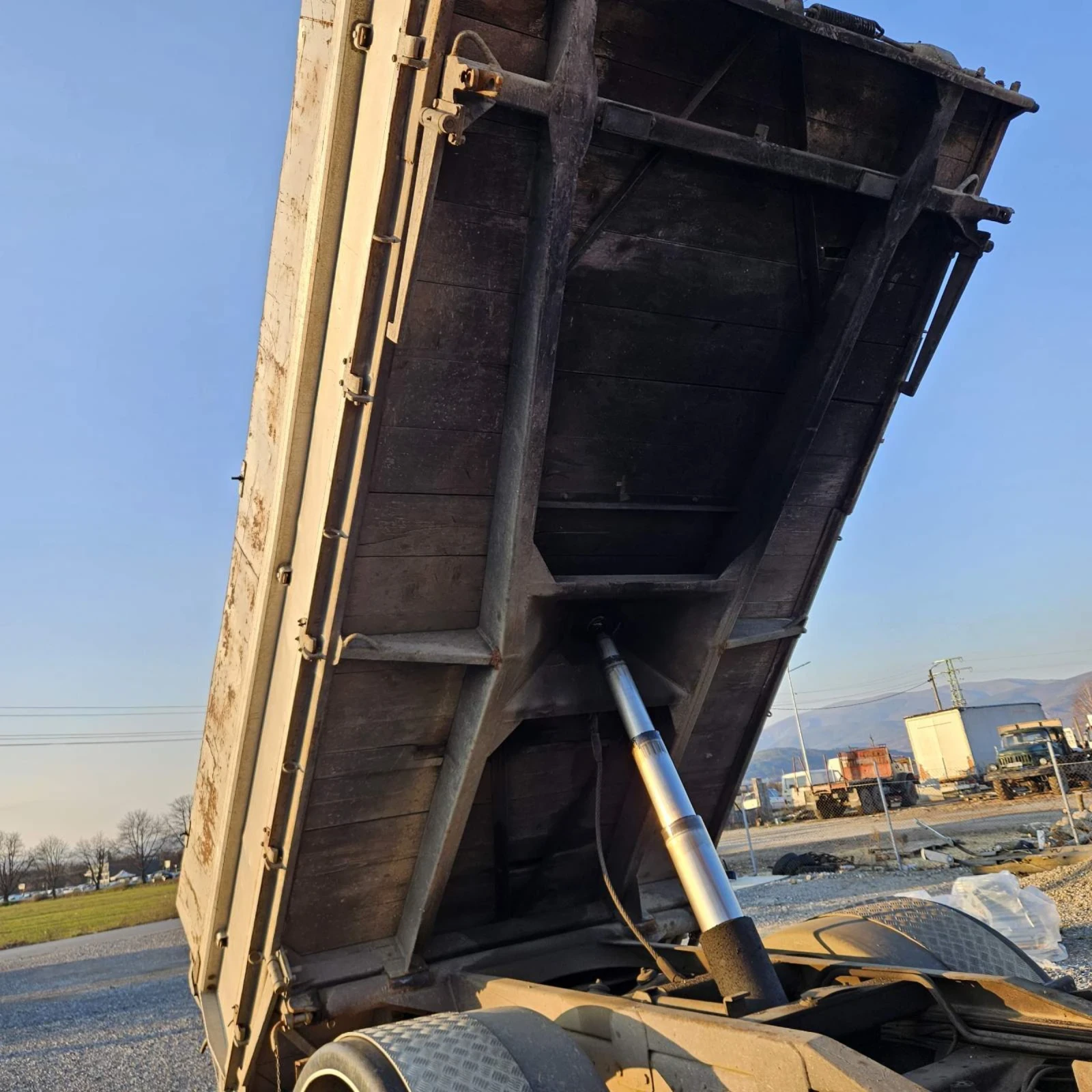 Mercedes-Benz 1922, снимка 3 - Камиони - 51975920