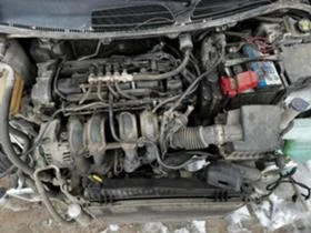 Ford Fiesta 1.4i 16v, снимка 7