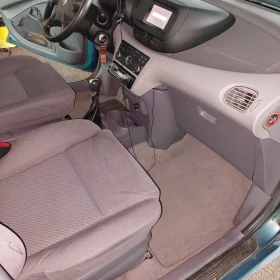 Nissan Almera tino 2.2 dci, снимка 13