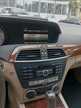 Mercedes-Benz C 300 4-MATIC 118 000 km, снимка 13