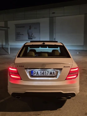 Mercedes-Benz C 300 4-MATIC 120 000 km, снимка 9