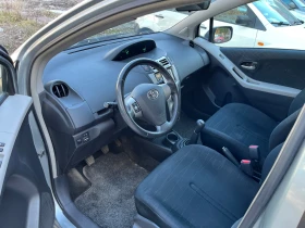 Toyota Yaris 1.3 87 кс., снимка 9