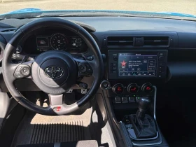 Toyota GR86 * Premium * АВТОКРЕДИТ БЕЗ ПЪРВОНАЧАЛНА ВНОСКА*  | Auto.bg — изображение 9