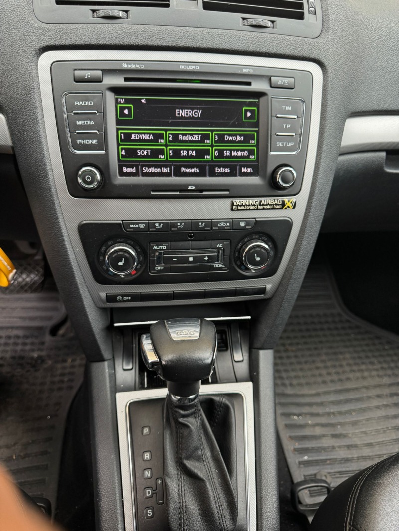 Skoda Octavia Facelift 1.4 TSI DSG Sequential 2011, снимка 11 - Автомобили и джипове - 46024162