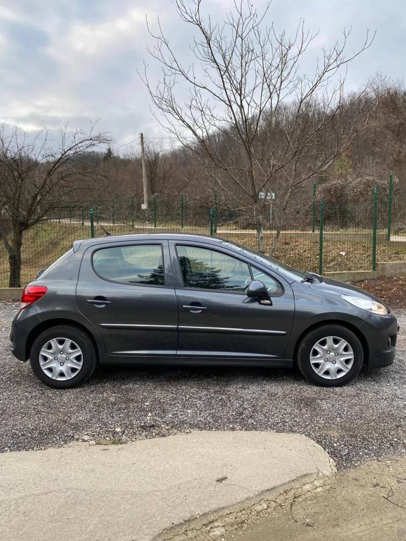 Peugeot 207 1.4i 75hp FACE, снимка 4 - Автомобили и джипове - 48310760