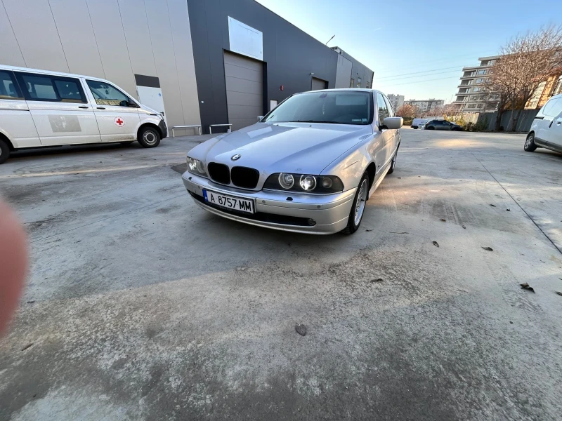 BMW 520, снимка 1 - Автомобили и джипове - 48363164