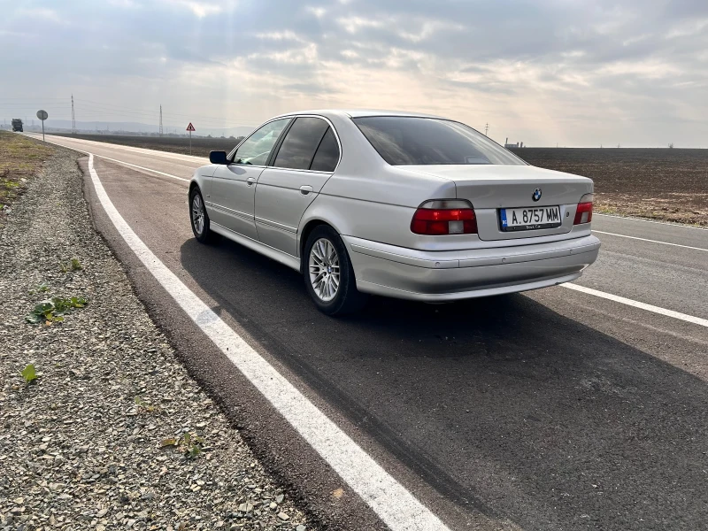 BMW 520, снимка 10 - Автомобили и джипове - 48363164