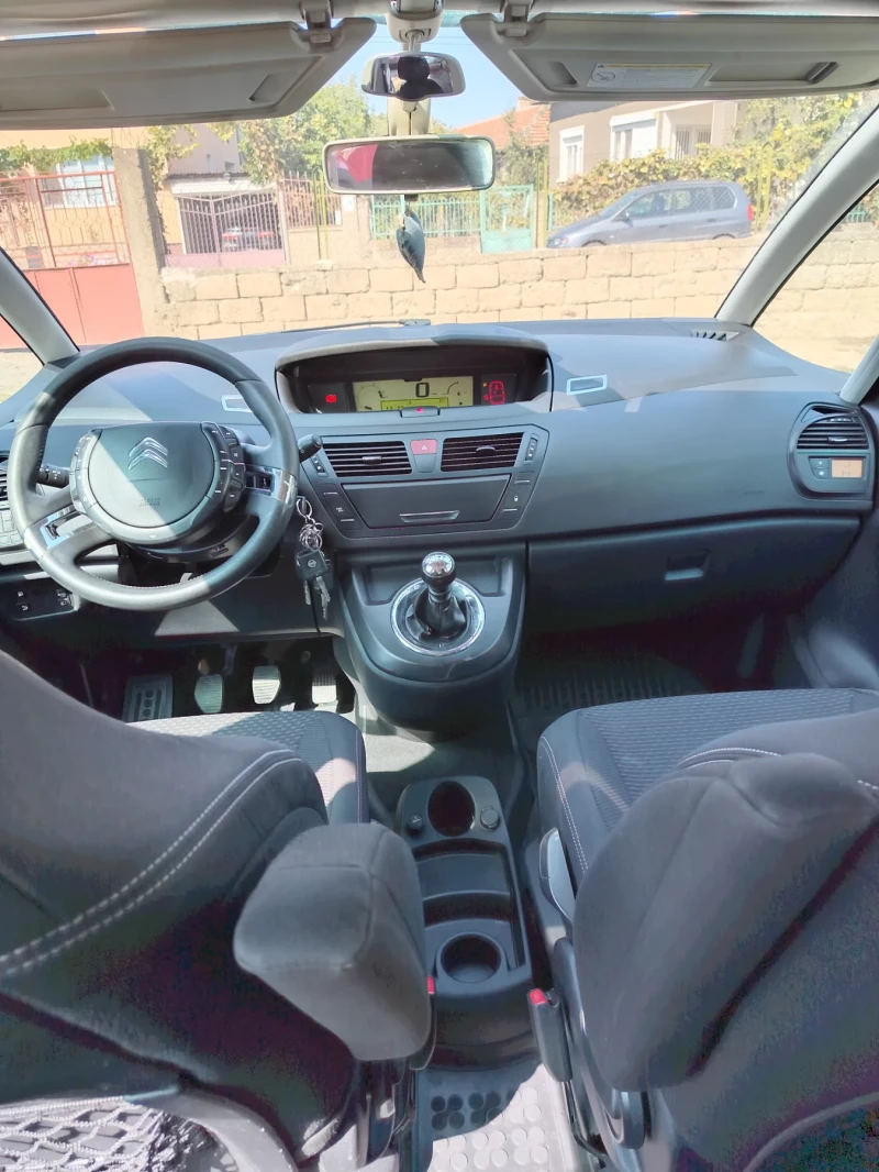 Citroen Grand C4 Picasso 1.6HDI 112кс 7места, снимка 3 - Автомобили и джипове - 48534811