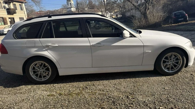 BMW 318 318d, снимка 4 - Автомобили и джипове - 48620655