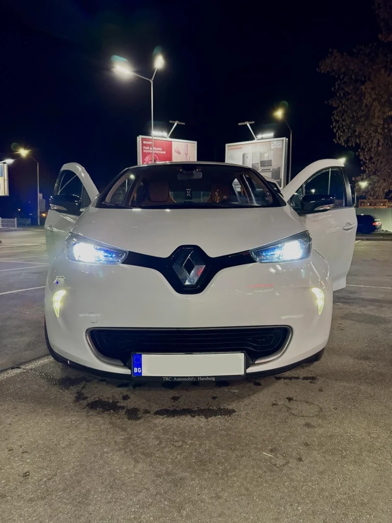 Renault Zoe, снимка 6 - Автомобили и джипове - 48846223