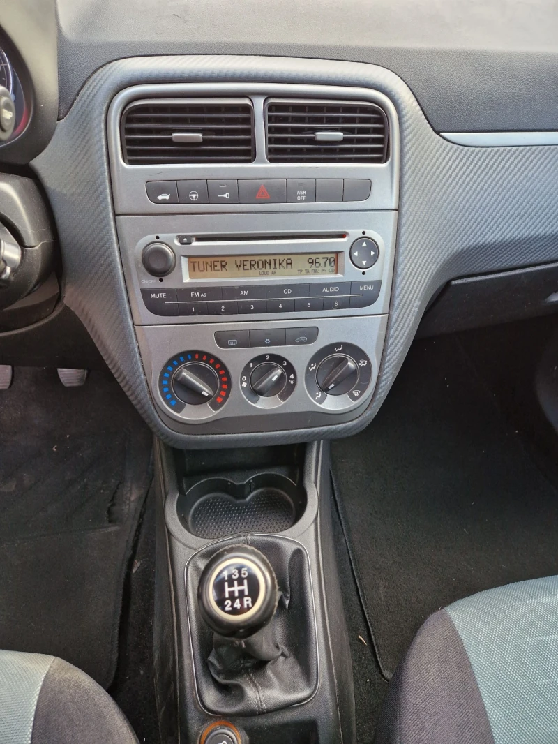 Fiat Punto 1.3Multijet, 75к.с, Евро 4, снимка 11 - Автомобили и джипове - 48870044