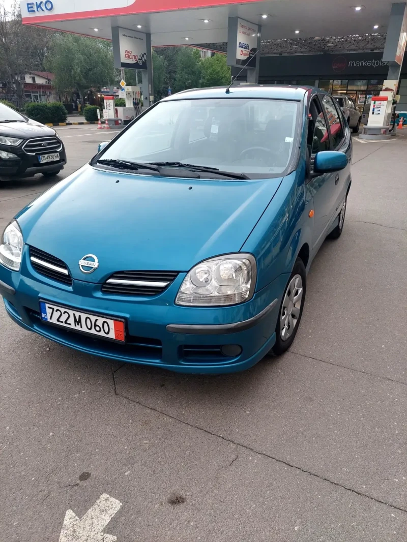 Nissan Almera tino 2.2 dci