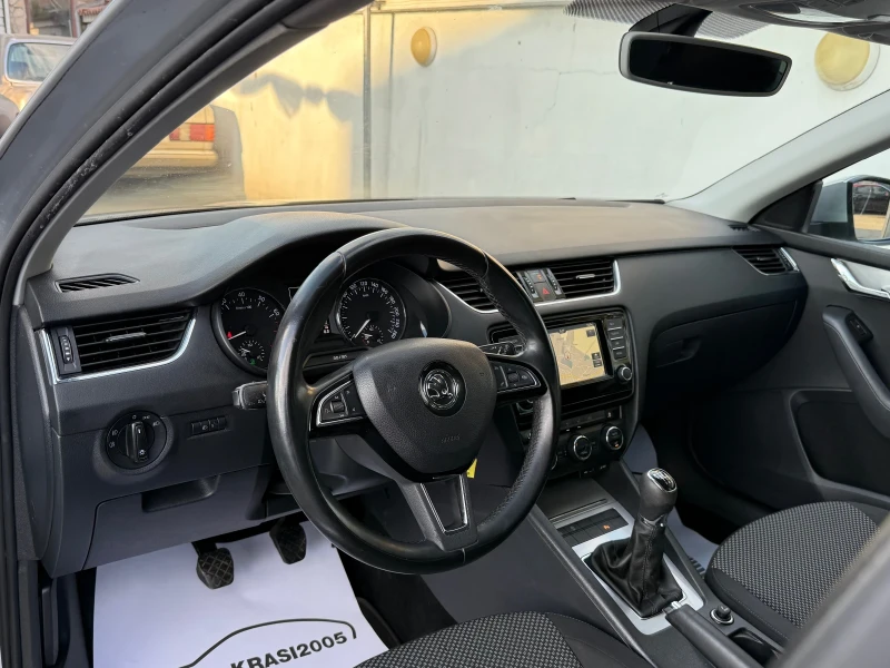 Skoda Octavia 1.4TSI G-TEC NAVI, снимка 8 - Автомобили и джипове - 50168567