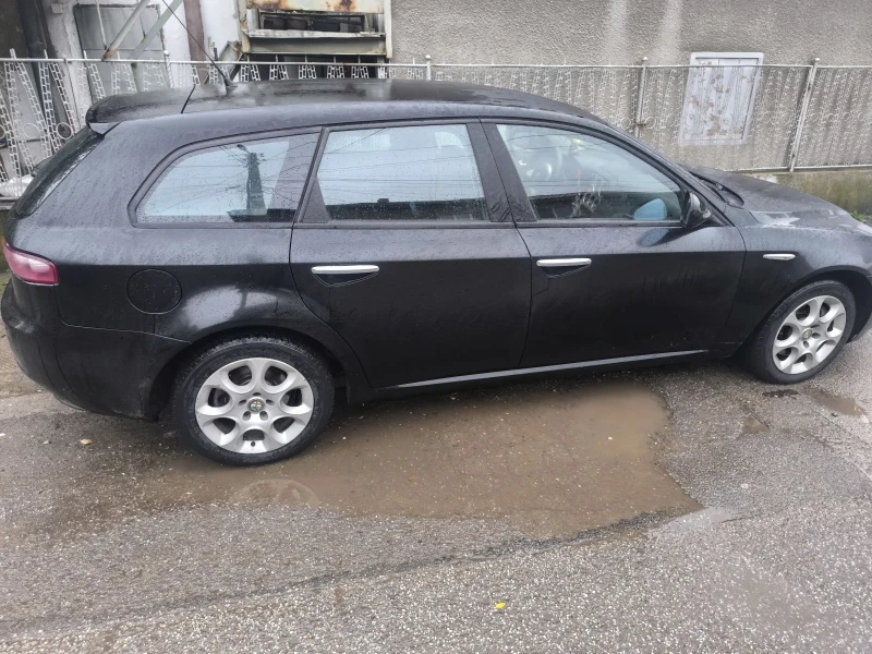 Alfa Romeo 159 sportwagon 1.9jtdm 120кс, снимка 3 - Автомобили и джипове - 52100745