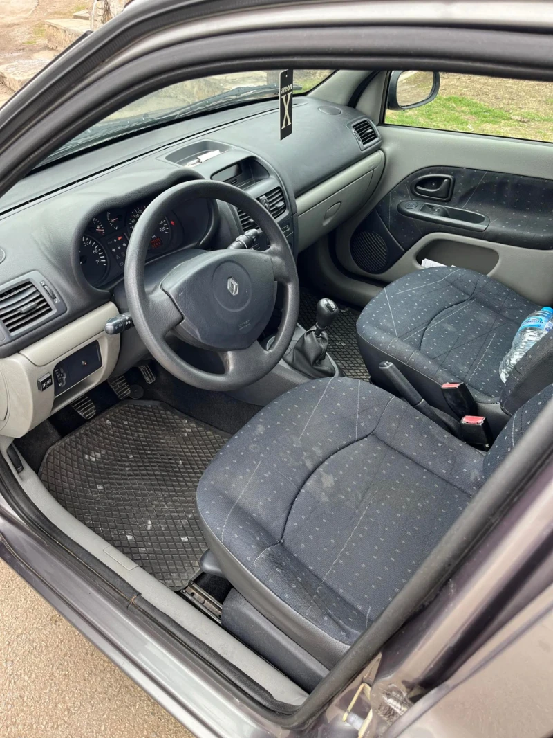 Renault Clio Газ бензин, снимка 6 - Автомобили и джипове - 52630802