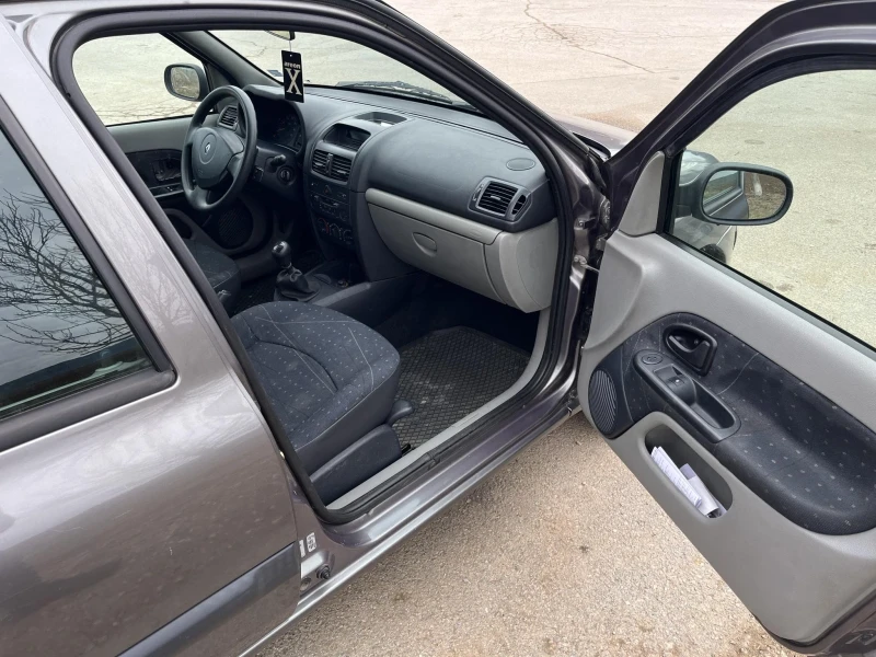 Renault Clio Газ бензин, снимка 5 - Автомобили и джипове - 52630802