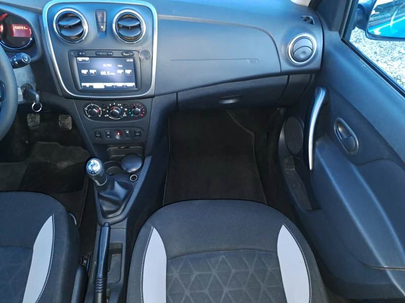 Dacia Sandero STEPWAY EURO 6B, снимка 9 - Автомобили и джипове - 52843813