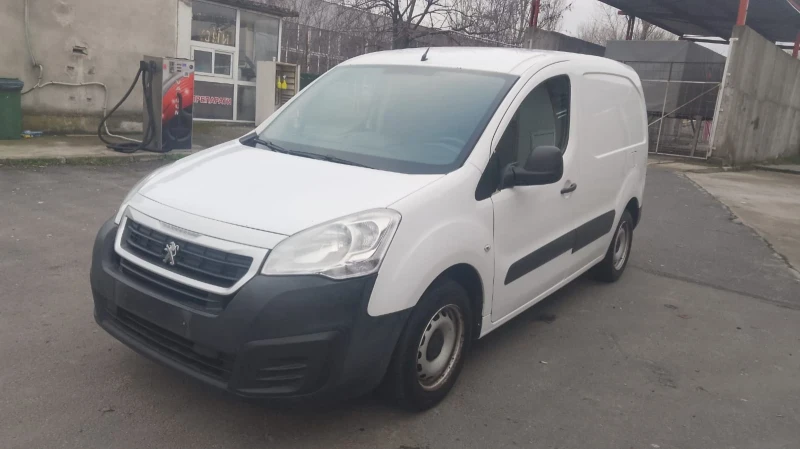 Peugeot Partner 1.6hdi 100ks 2018g evro6 , снимка 5 - Автомобили и джипове - 52940198