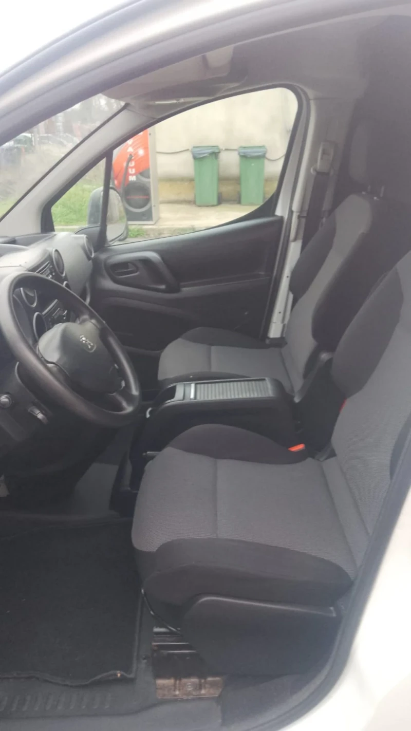 Peugeot Partner 1.6hdi 100ks 2018g evro6 , снимка 7 - Автомобили и джипове - 52940198
