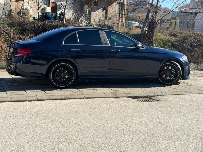 Mercedes-Benz E 300, снимка 8 - Автомобили и джипове - 53045699