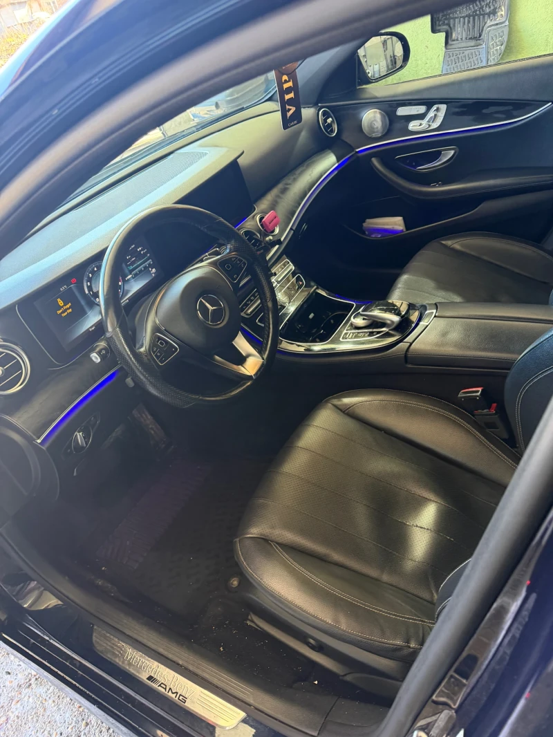 Mercedes-Benz E 300, снимка 15 - Автомобили и джипове - 53045699