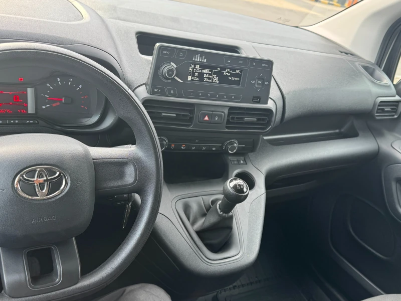 Toyota Proace City  1.5D 75КС , 67000КМ  УНИКАТ EURO 6 , АВТОПИЛОТ, снимка 12 - Автомобили и джипове - 53103710