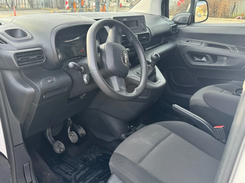 Toyota Proace City  1.5D 75КС , 67000КМ  УНИКАТ EURO 6 , АВТОПИЛОТ, снимка 11 - Автомобили и джипове - 53103710