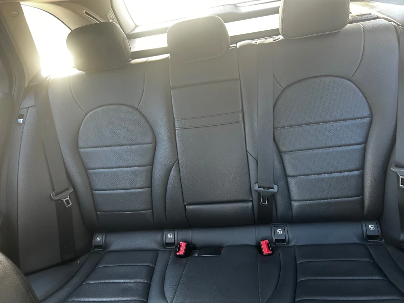Mercedes-Benz C 220 AMG, 9G, FULL LED, снимка 11 - Автомобили и джипове - 53240542