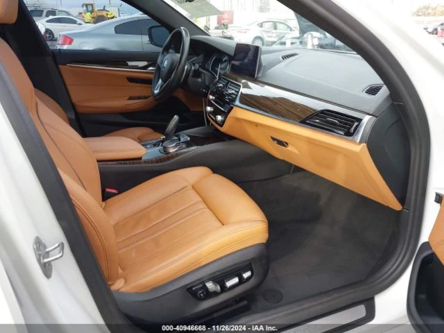 BMW 530E 2019 BMW 530E IPERFORMANCE, снимка 9 - Автомобили и джипове - 48168926