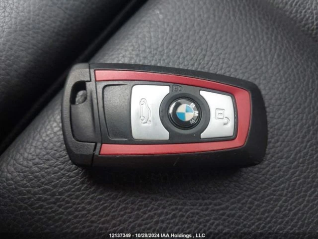 BMW 330 xDrive.  LCI, снимка 12 - Автомобили и джипове - 48500997