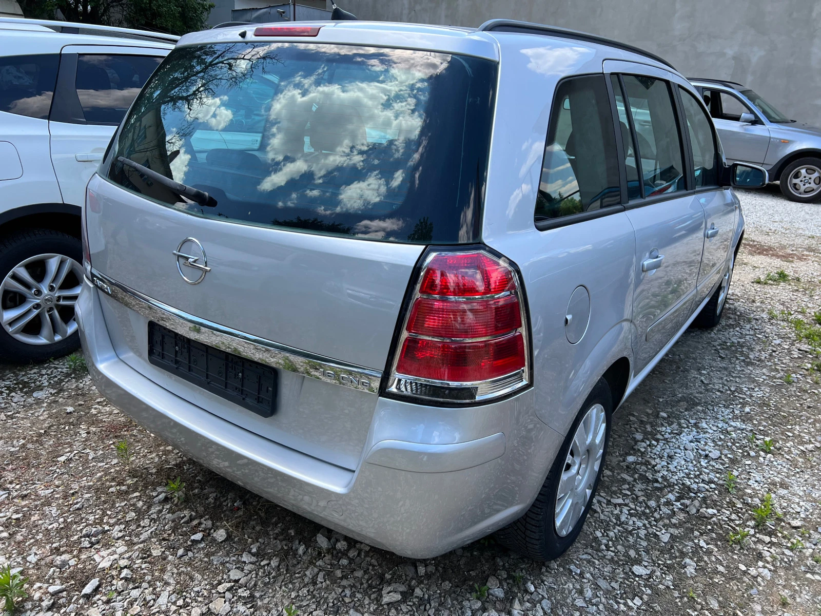 Opel Zafira 1.6, 6+ 1 МЕТАН - изображение 6