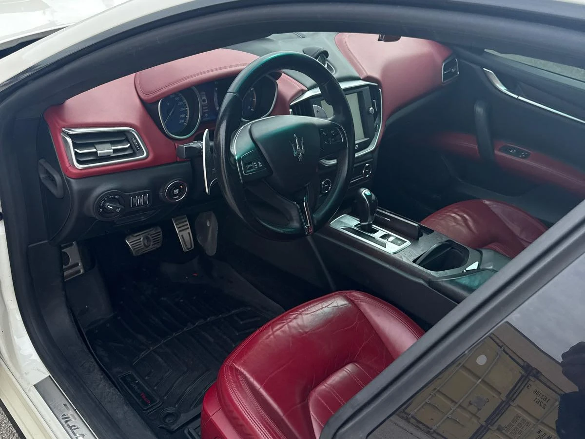 Maserati Ghibli S Q4 * CARFAX* ОПЦИЯ ЗА ФИНАНСИРАНЕ*  - изображение 7