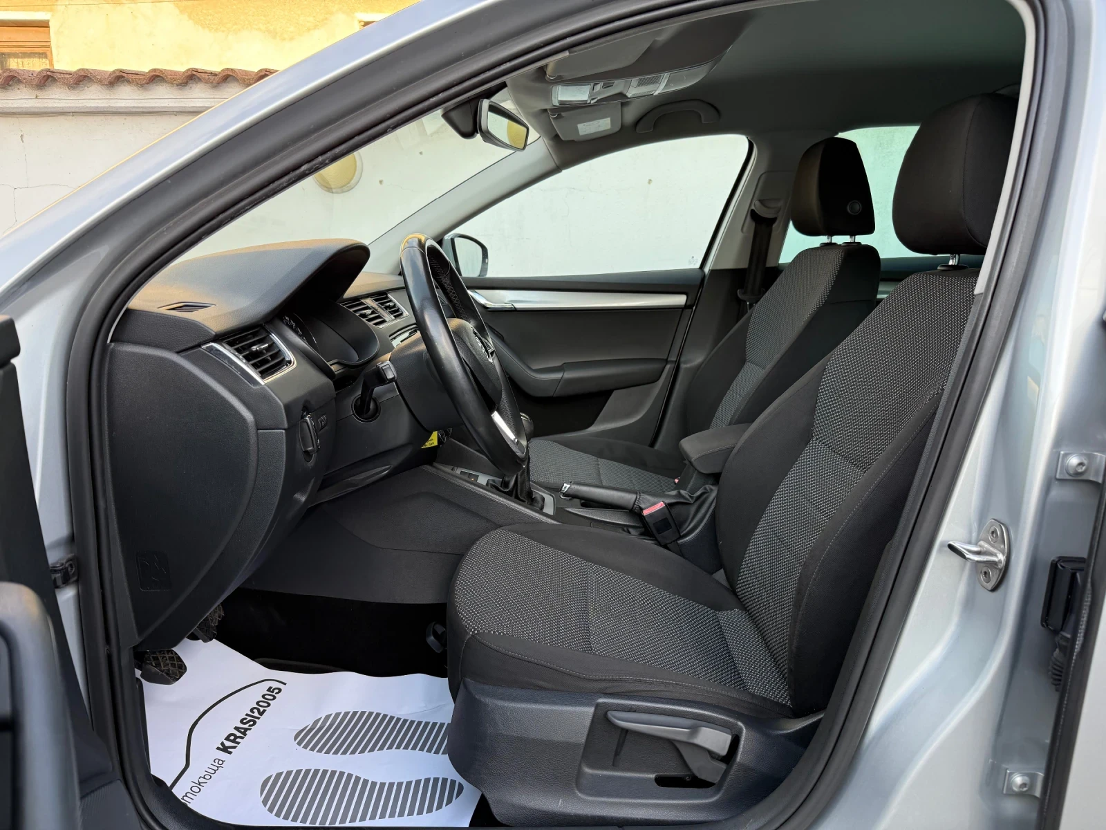 Skoda Octavia 1.4TSI G-TEC NAVI - изображение 7