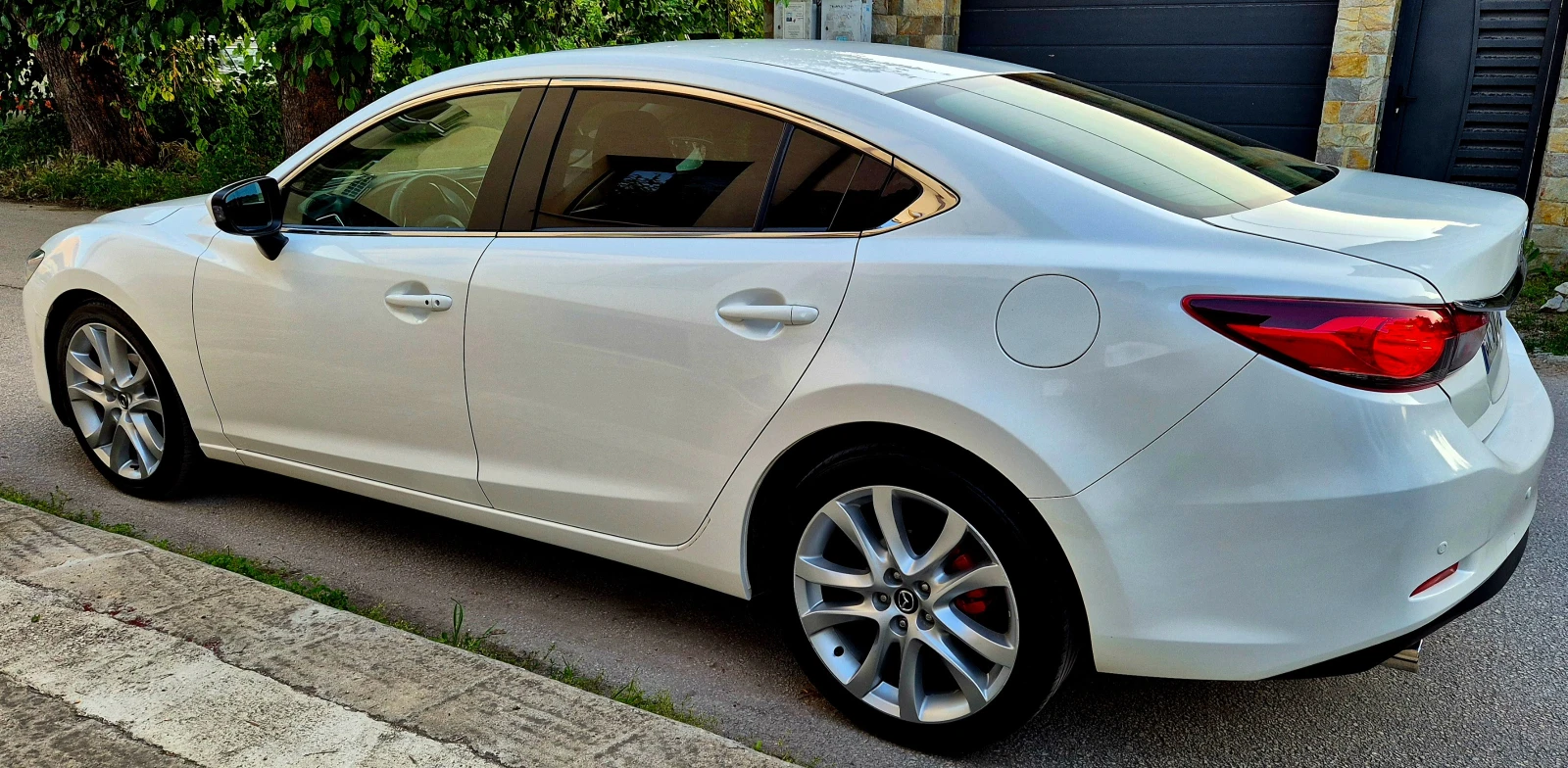 Mazda 6 2.2d-LUXURY- navi-avtomat-кожа-veriga-japan  - изображение 6