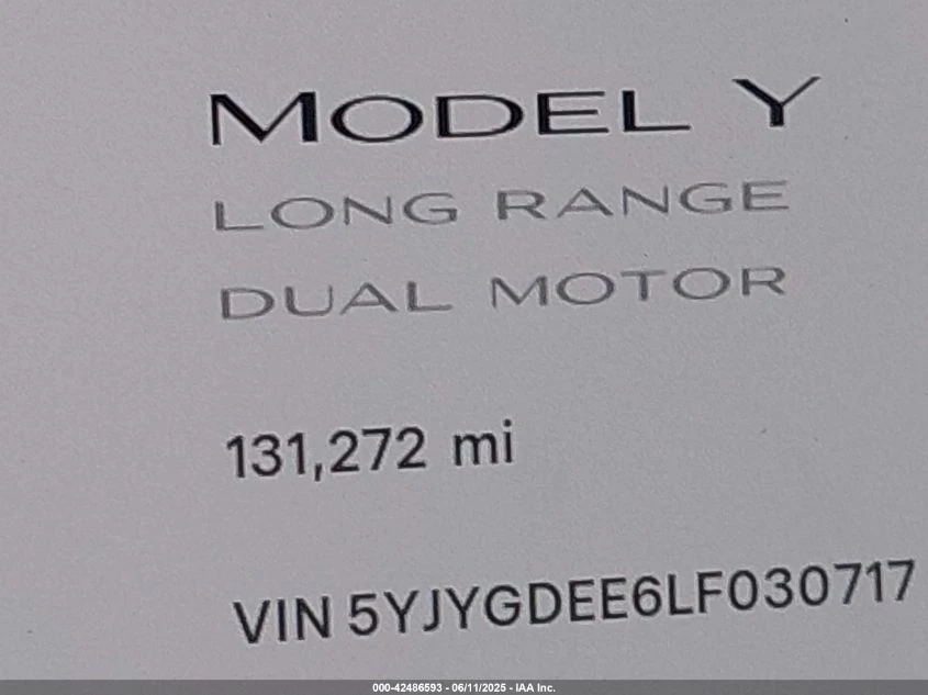 Tesla Model Y U  U UX All Wheel Drive - изображение 8