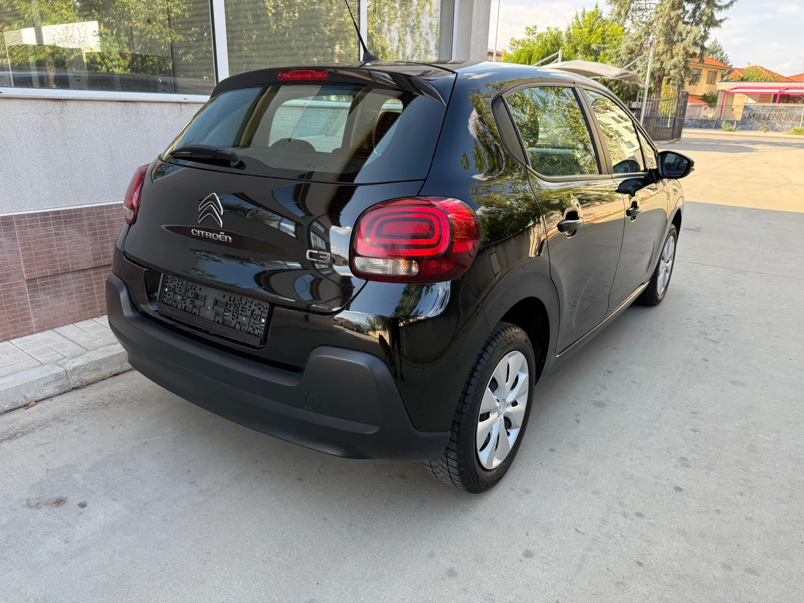 Citroen C3 1.2 Pure Tech - изображение 4