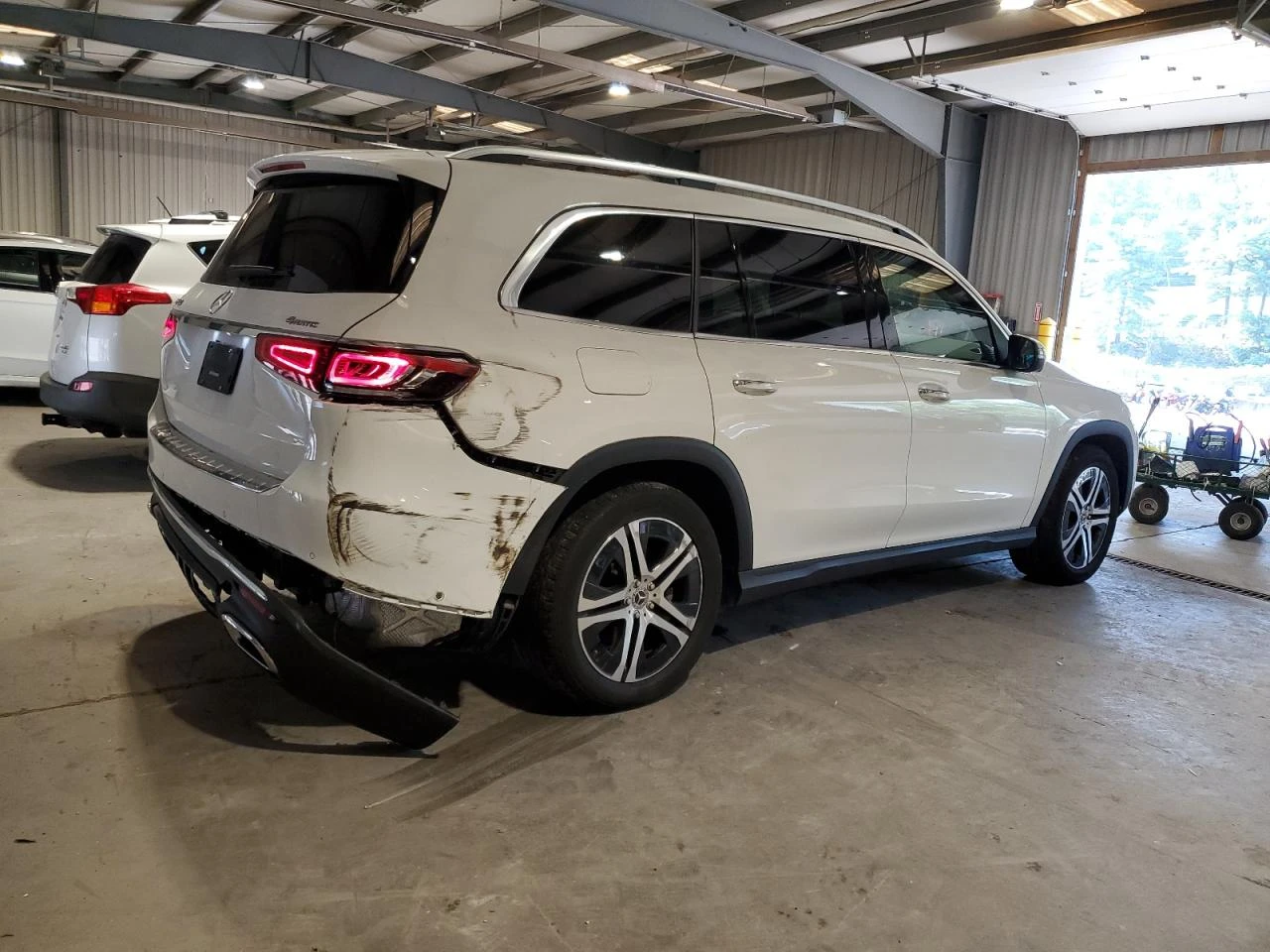 Mercedes-Benz GLS 450 4MATIC/BURMESTER/HEADUP/ПАНО/ПОДГРЕВ/ - изображение 4